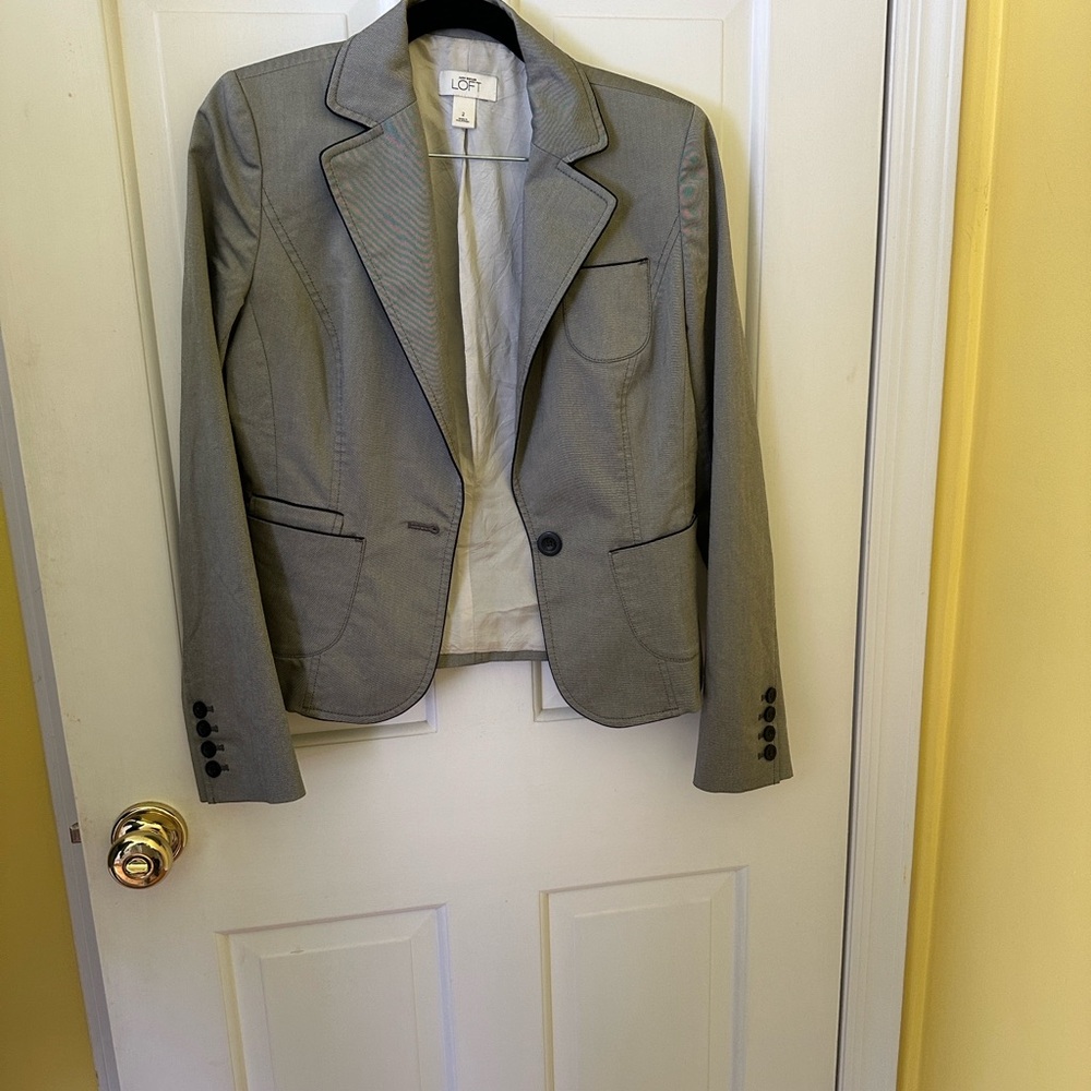 LOFT Light Gray Women's Tailored Blazer with Notch Lapel